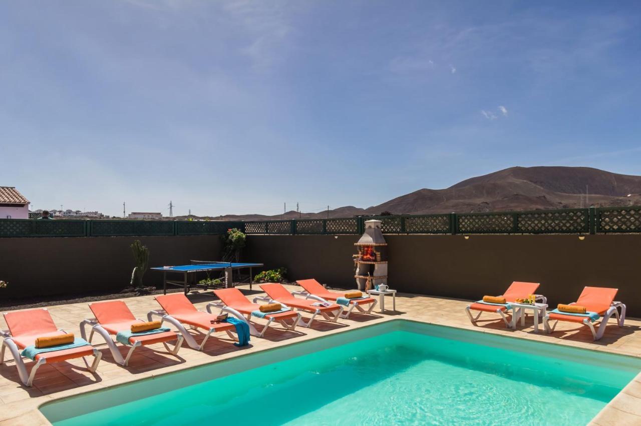 Villa Simona By Villa Plus Corralejo Exteriör bild